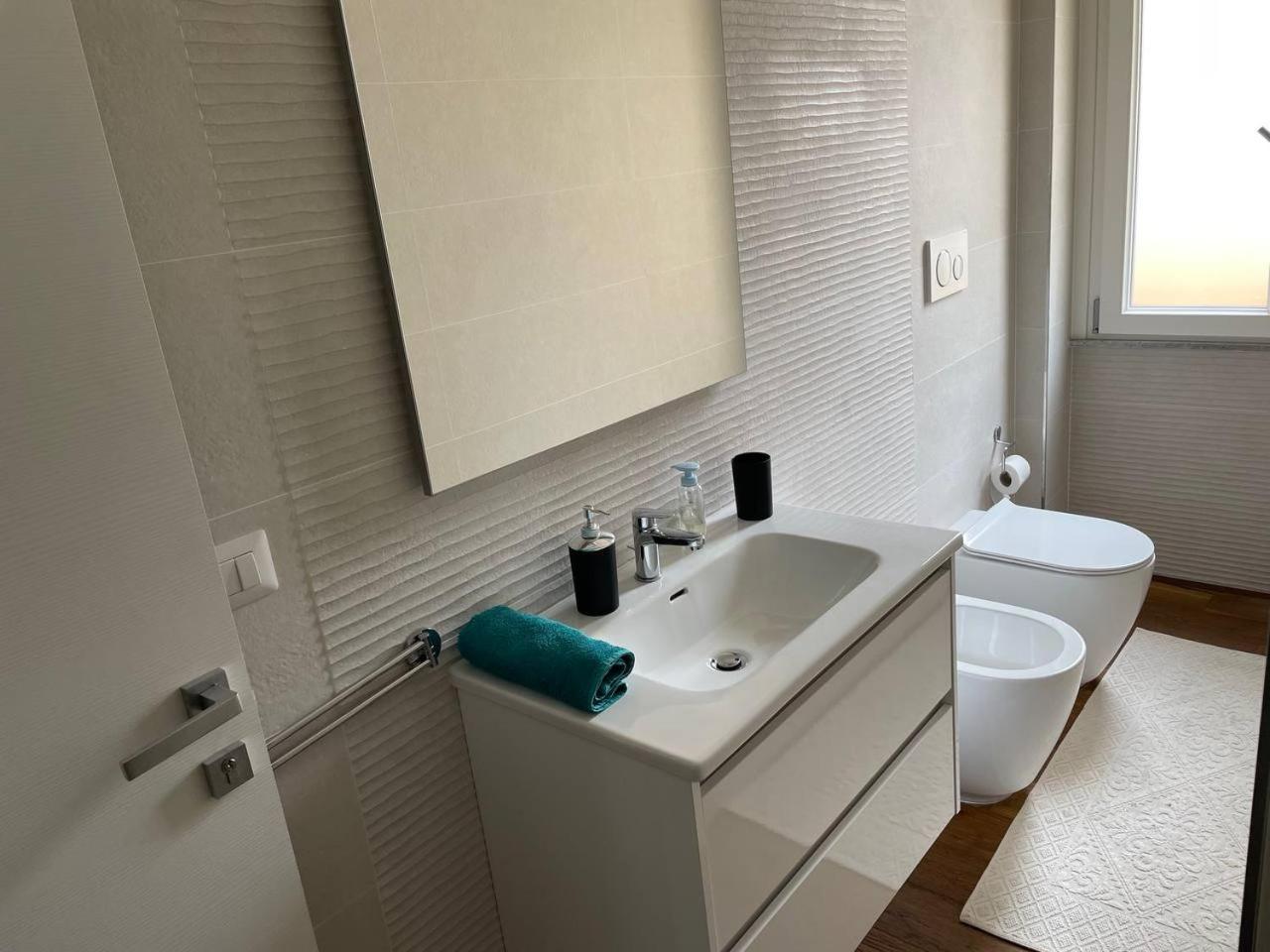 T-Rooms 卡利亚里 外观 照片
